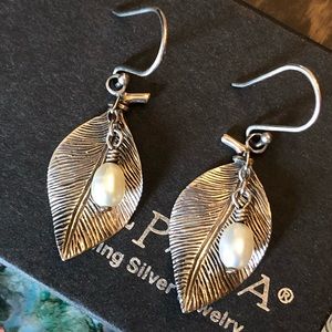 Rare Silpada Etched Sterling Silver Leaf Freshwater Pearl Earrings W1907
